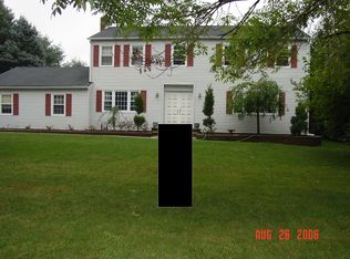 4 Powder Mill Rd, Long Valley, NJ 07853