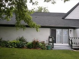 4th image of 740 Regina Ct