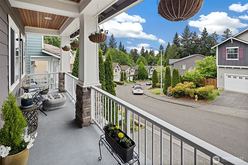 3rd image of 24007 42nd Avenue SE