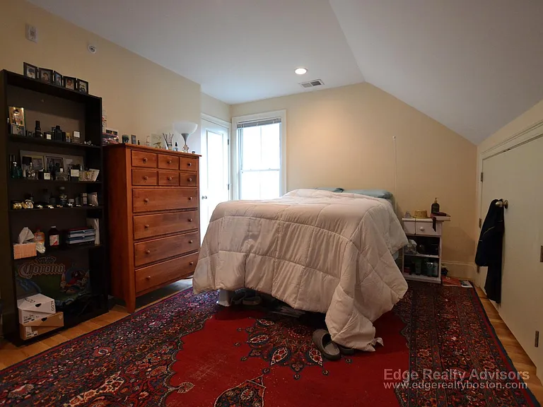 11 Sparhawk St #3A — Photo 10