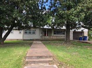 337 E 11th St, Mountain Home, AR 72653