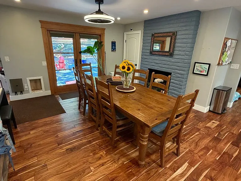 954 Acalanes Rd — Photo 8
