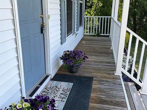 2nd image of 2 Juliana Dr