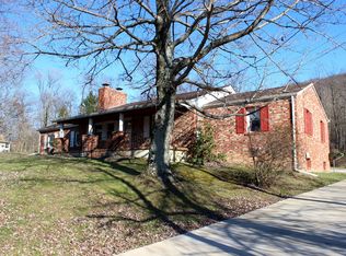 19522 Charles Town Rd, Harpers Ferry, WV 25425