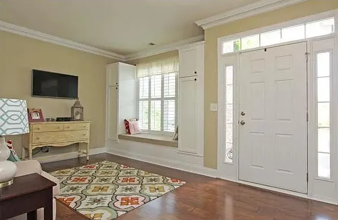 4180 Granby Cir — Photo 3