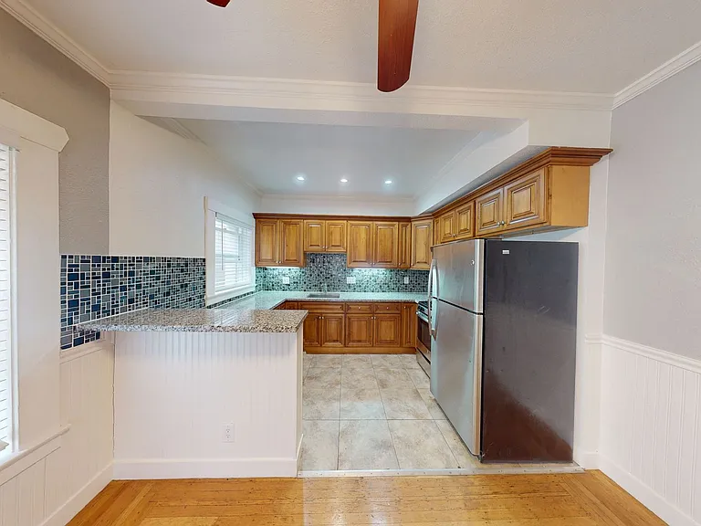 353 Grand Avenue — Photo 6