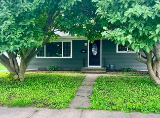 312 E Center St, Cambridge, IL