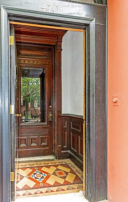 Sold by Compass | media 2