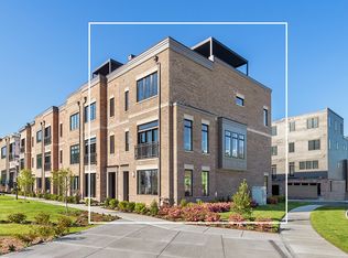 300 Horseman Blvd, Tarrytown, NY 10591