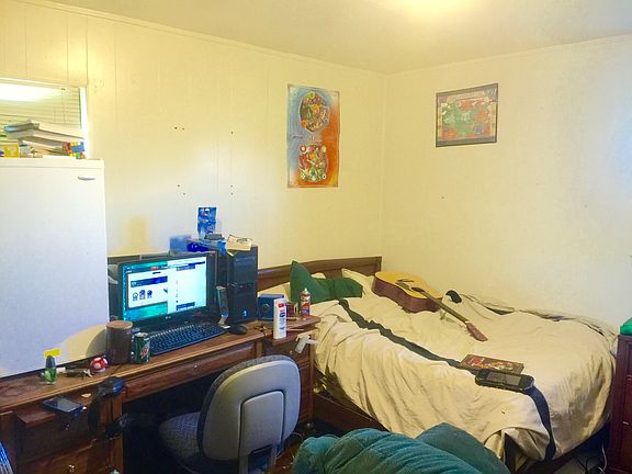 3rd image of 5028 Paine Ln