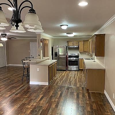 5th image of 5920 Sharlane Dr