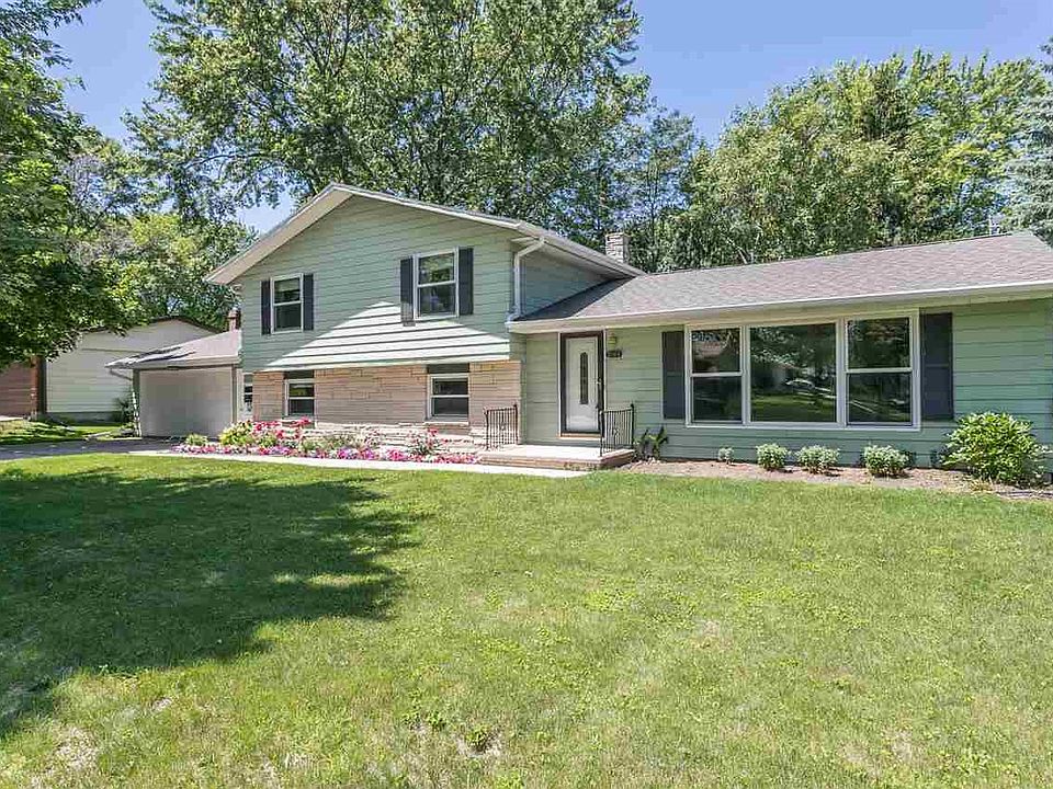 1st image of 2166 Barberry Ln
