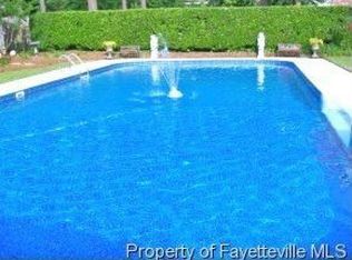 605 Larkspur Dr, Fayetteville, NC 28311