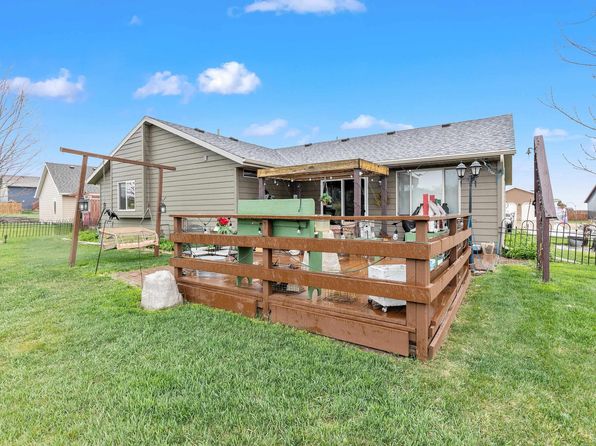 5127 Misty Woods Ln, Rapid City, SD 57701
