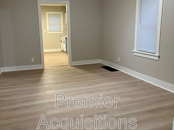 2nd image of 2615 Krum St