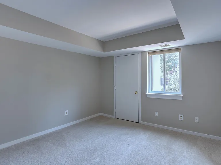 8906 Battery Pl #4 — Photo 19