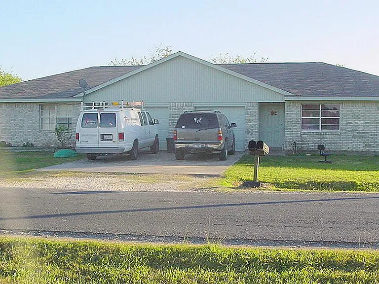 17417 Fir Rd — Photo 1