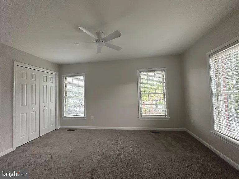 2120 N Tazewell Ct — Photo 16