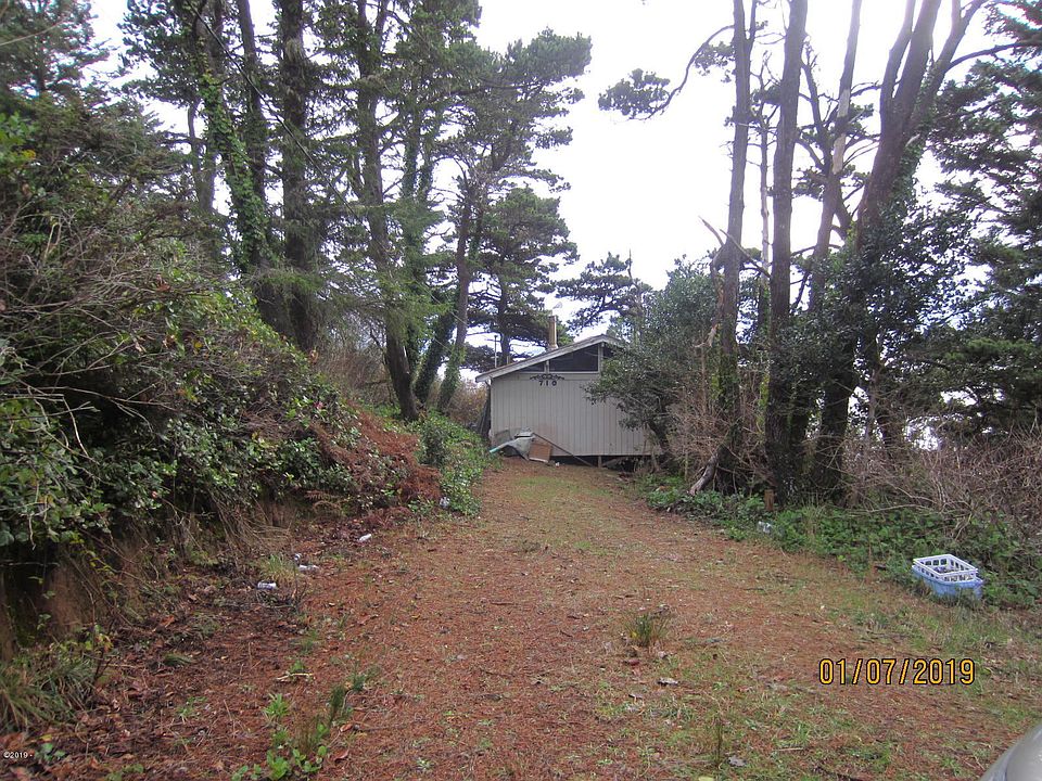 1st image of 710 1st St
