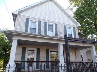 418 E Jackson St, Joliet, IL 60432