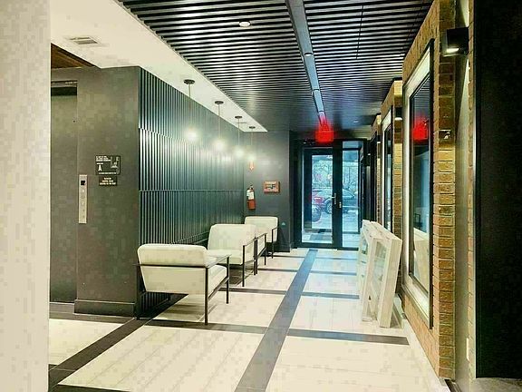 4th image of 1052 Greene Ave #442