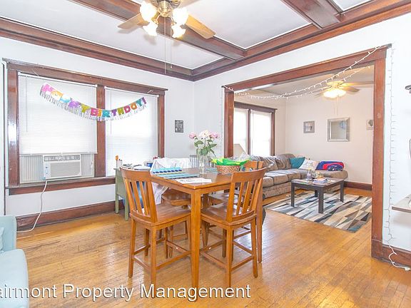 3rd image of 3420 N Lakewood Ave #1N
