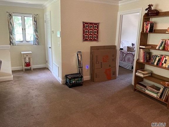 5th image of 20 Laurel Ave APT 46