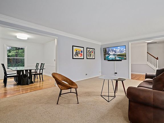 5th image of 1141 Antique Ln