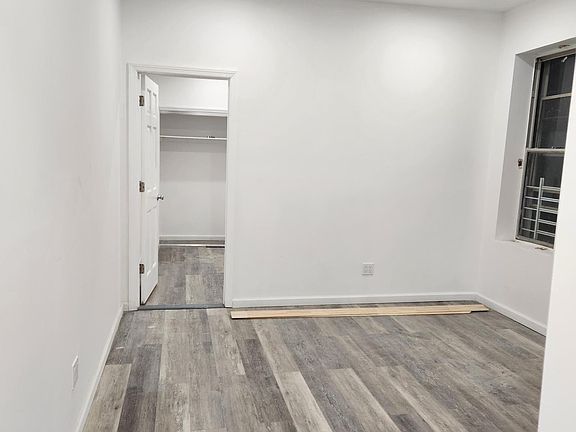 5th image of 2355 Southern Blvd #2355