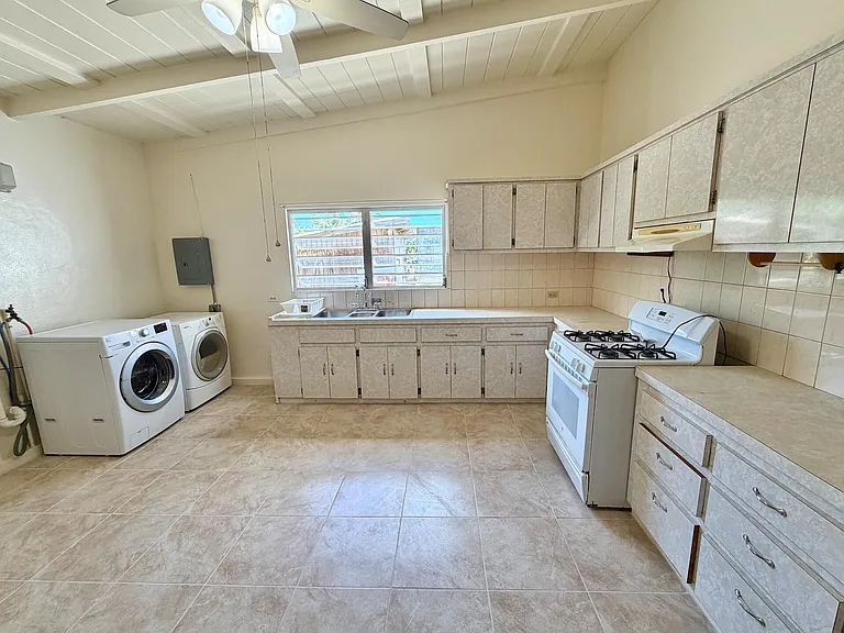 83-Unit A Ruby (Diamond) QU — Photo 3