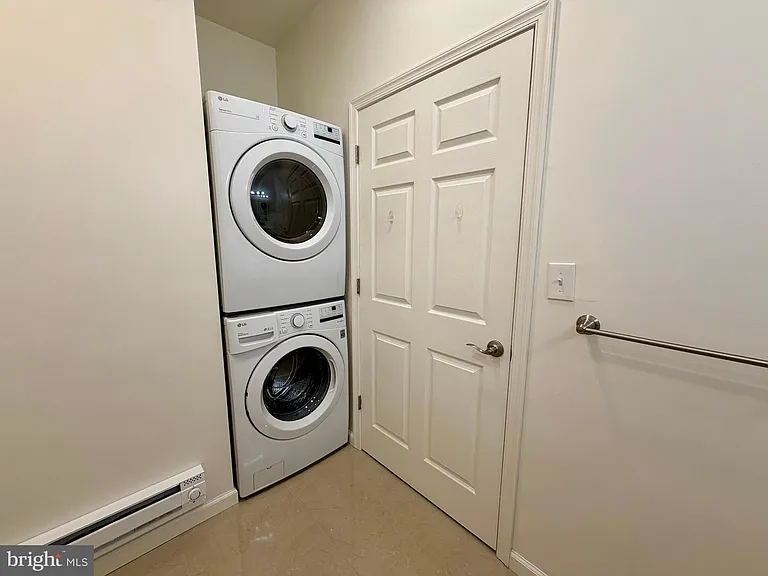 2158 N Broad St #C — Photo 5