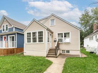 10930 80th Ave NW, Edmonton, AB T6G0R1