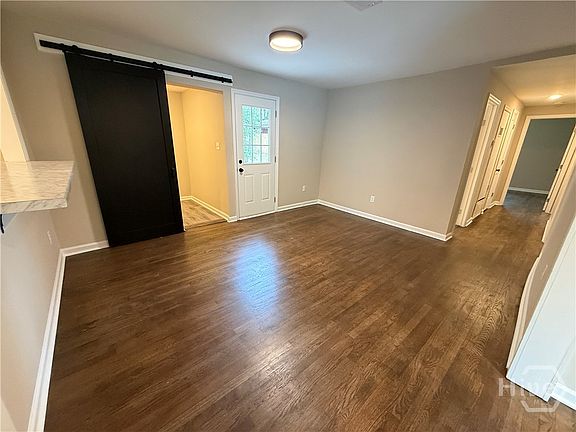 5th image of 2406 Bon Air Drive