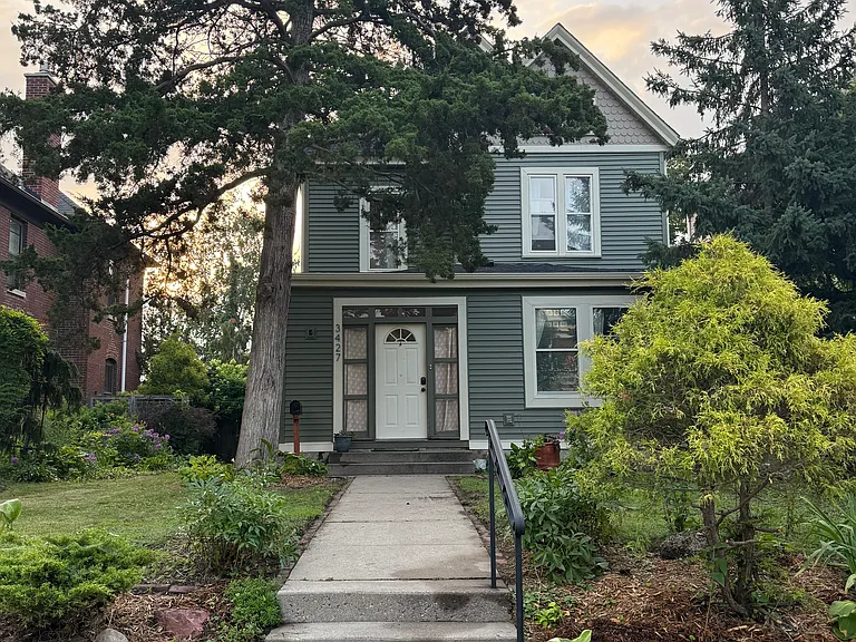 3427 Pleasant Ave — Photo 17