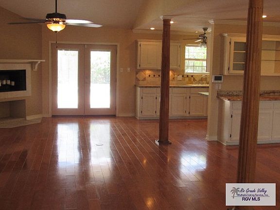 2nd image of 2726 Cypress Dr
