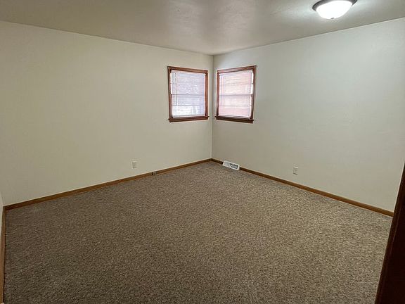 3rd image of 2511-2513 Holmes St #2511