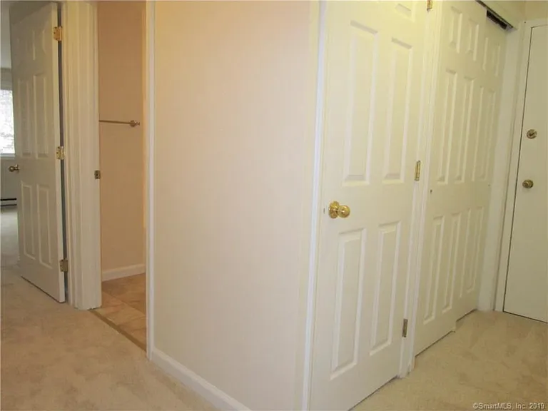 14 Newtown Rd #B12 — Photo 11