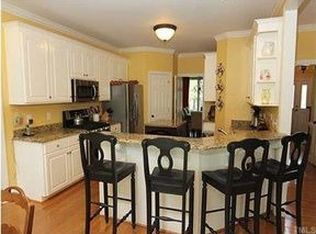 5248 Lake Edge Dr, Holly Springs, NC 27540