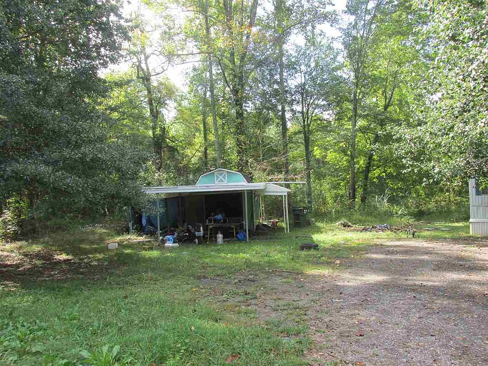 2nd image of 1306 Rabbittown Rd