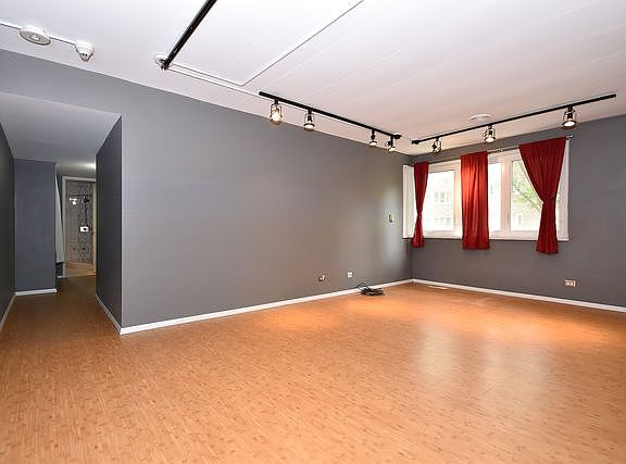 2nd image of 7210 Oak Ave #2