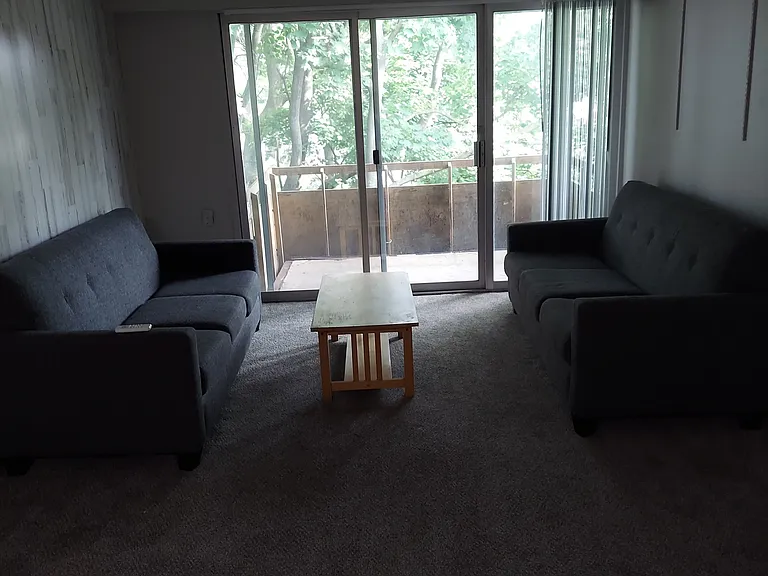 711 Arch St #405 — Photo 6