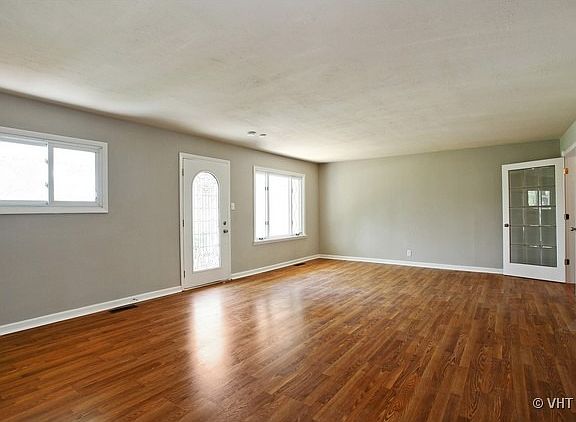 2nd image of 244 Glengary Dr