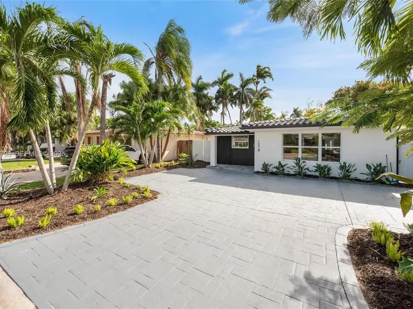 1218 Lincoln St, Hollywood, FL 33019