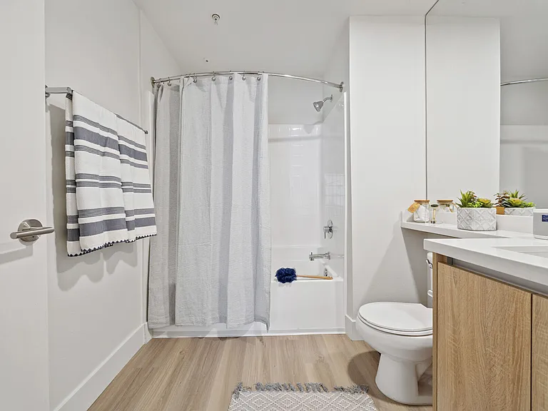 Living at NoHo — Photo 31