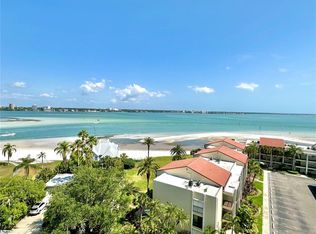 855 Bayway Blvd APT 907, Clearwater, FL 33767