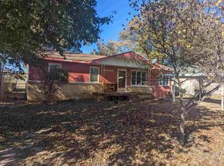1421 Virginia Ave, Blackwell, OK 74631