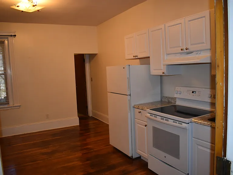 12 Fuller St #2 — Photo 13