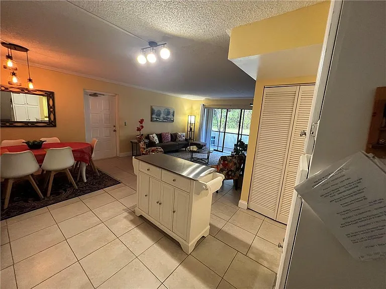 1009 Green Pine Blvd #G1 — Photo 10