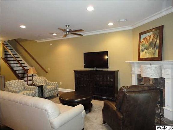4th image of 2800 Belle Chase Ln Unit 2