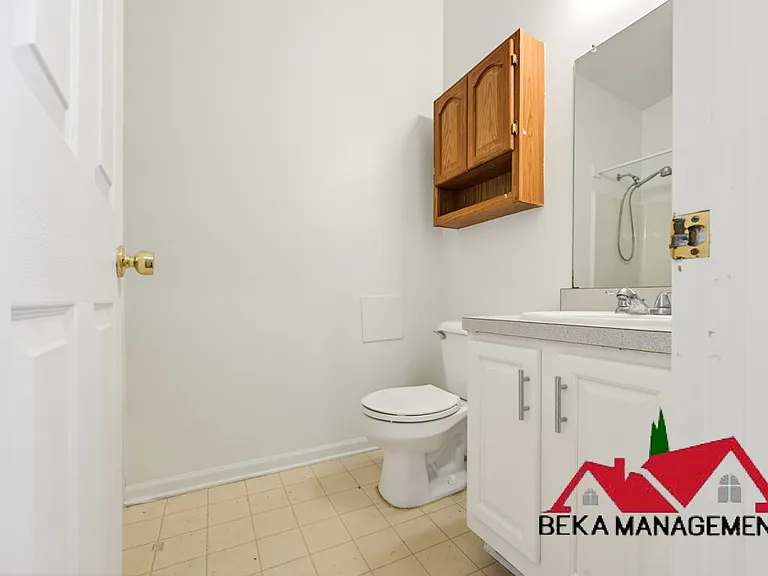 1100 Wildwood Ln — Photo 17